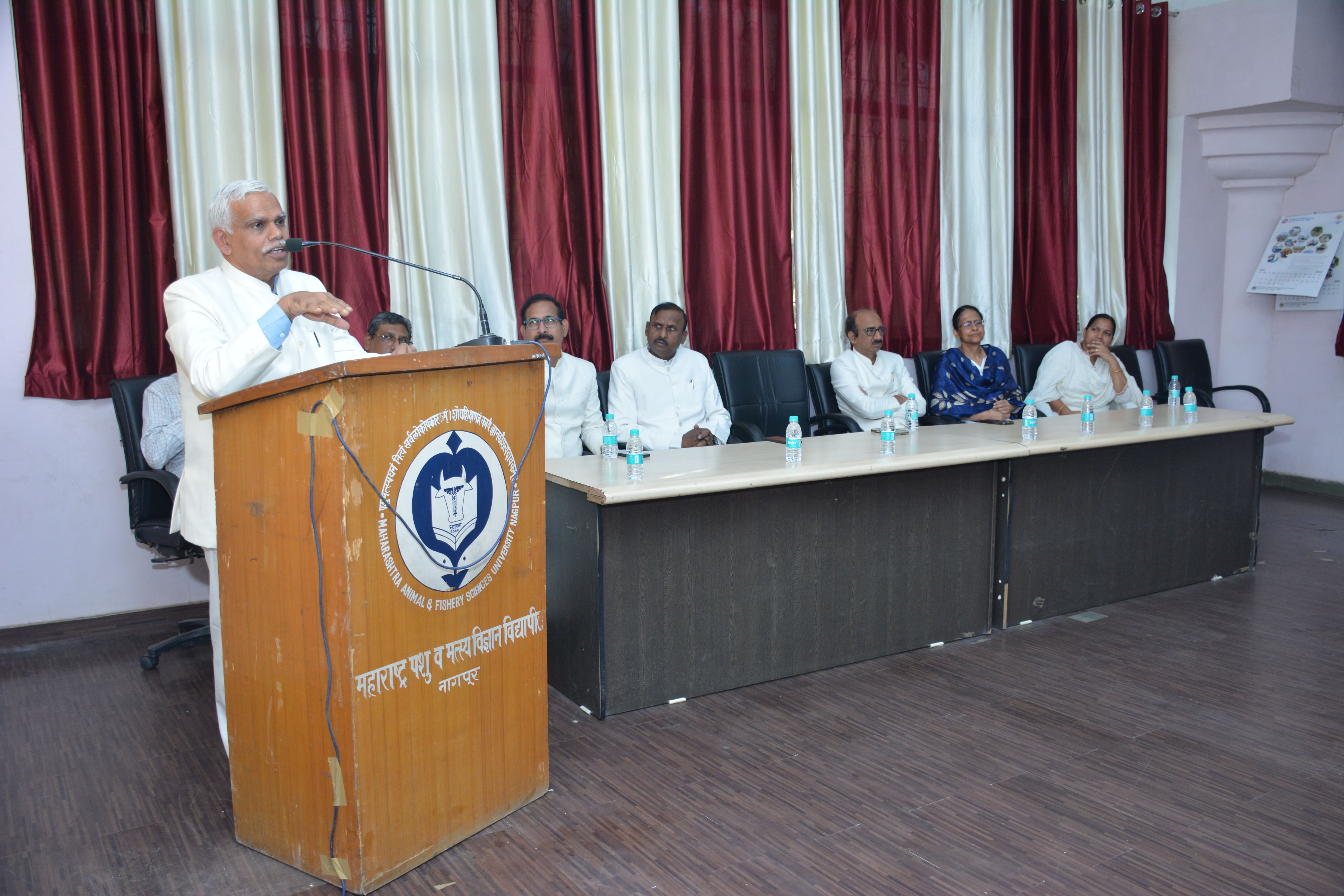 Maharashtra din celebration at MAFSU HQ (4).JPG